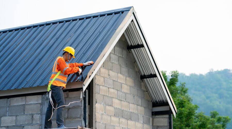 Professional Flat Roofing Installation in Scottsburg, IN
